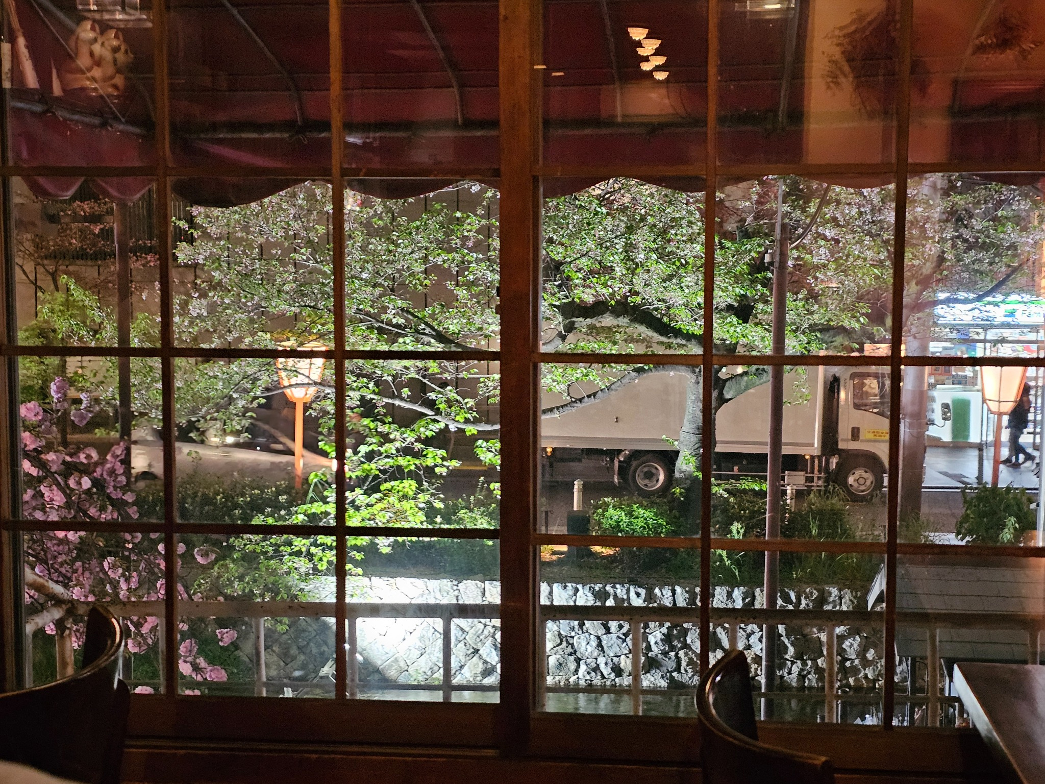 River view window at Bar Mitchell.